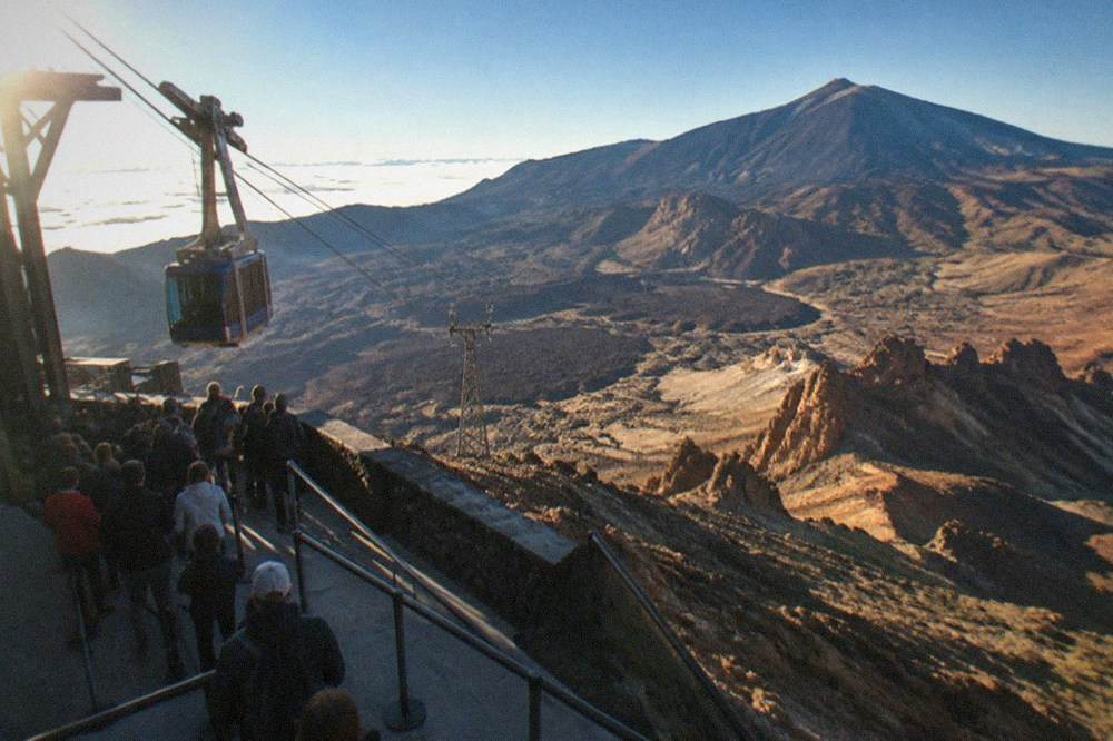 A queue of visitors at the lower cable car station terrace