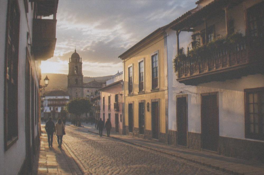 White buildings and cobbled streets in the historic centre of La Laguna