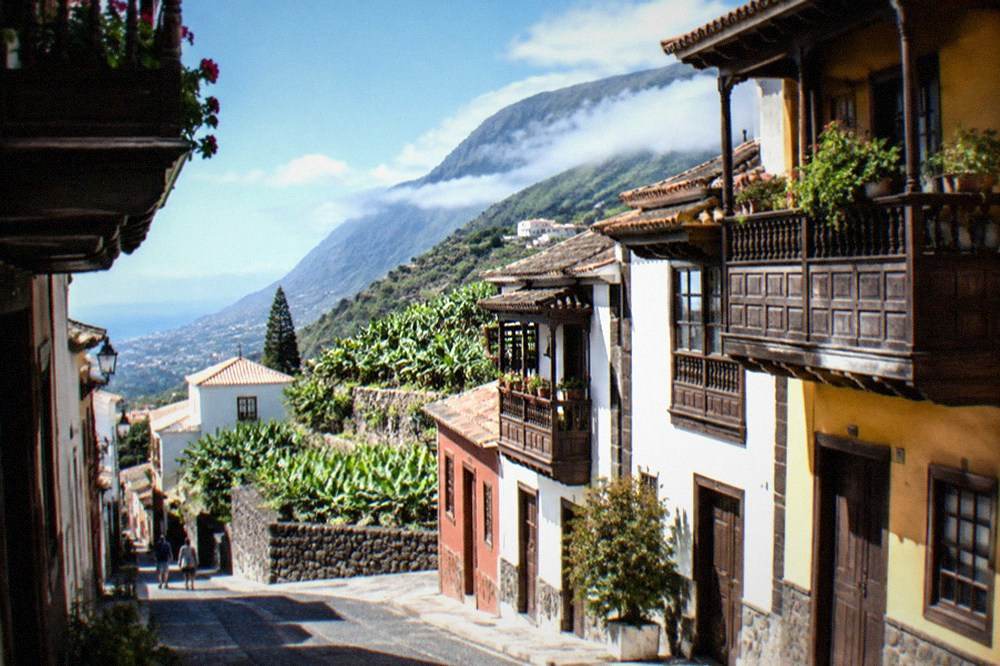 Colourful colonial houses with wooden balconies in La Orotava